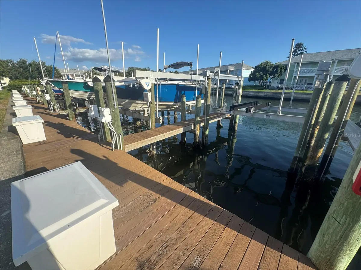 33ss SE Starfish Drive Se #33SS, Saint Petersburg, FL 33705 - #1