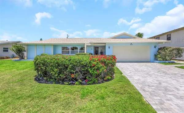 111 24th Street, BELLEAIR BEACH, FL 33786