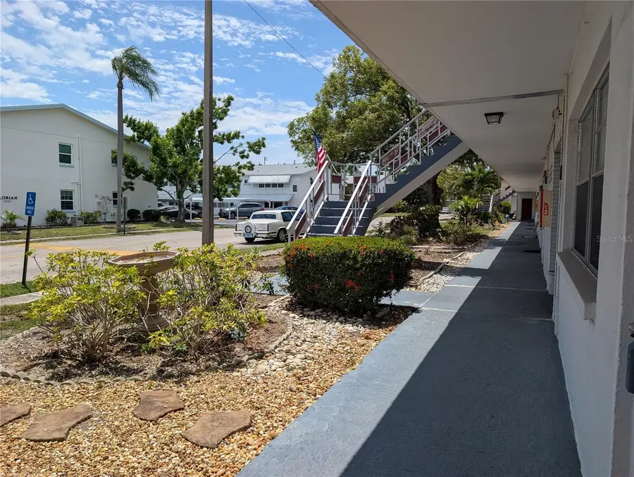 5850 18th Street N #7, Saint Petersburg, FL 33714 - #2