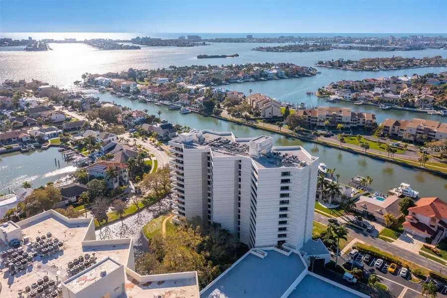5950 Pelican Bay Plaza S #PH2C, Gulfport, FL 33707 - #3