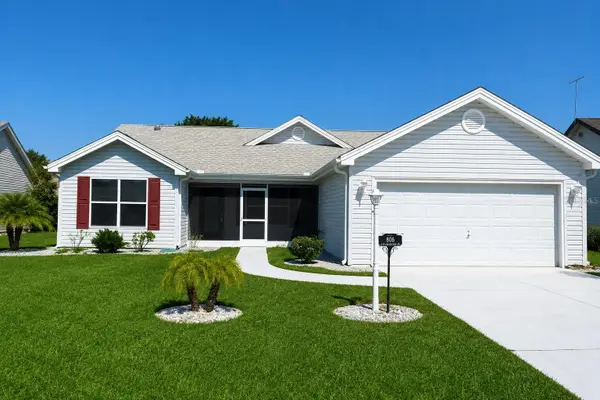 806 San Salvador Drive, LADY LAKE, FL 32159