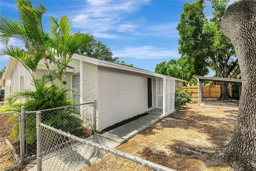 10215 Cutten Green Court, Tampa, FL 33615 - #3