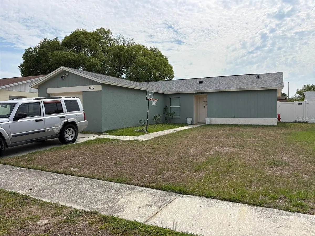 1035 Pine Ridge Circle, Brandon, FL 33511 - #1