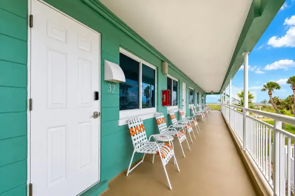 11730 Gulf Boulevard #32, ST PETERSBURG, FL 33706
