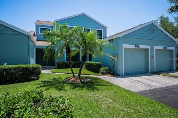 932 Myakka Court Ne, ST PETERSBURG, FL 33702