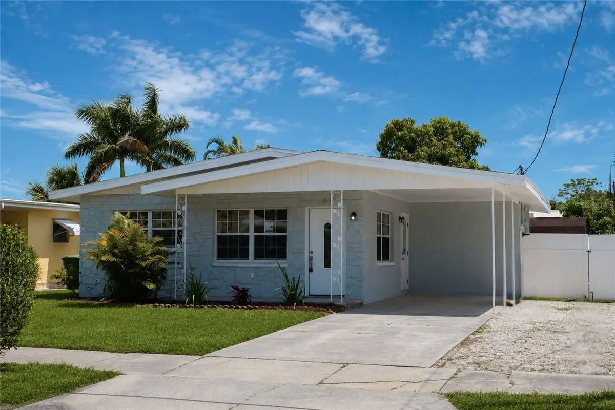 517 24th Avenue W, Bradenton, FL 34205 - #1