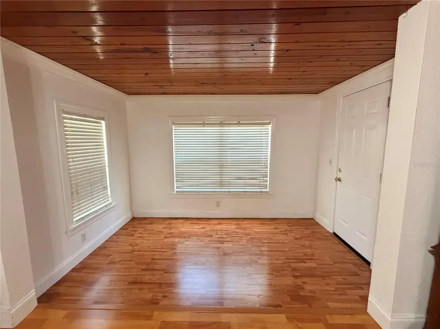3620 Burlington Avenue N, Saint Petersburg, FL 33713 - #3