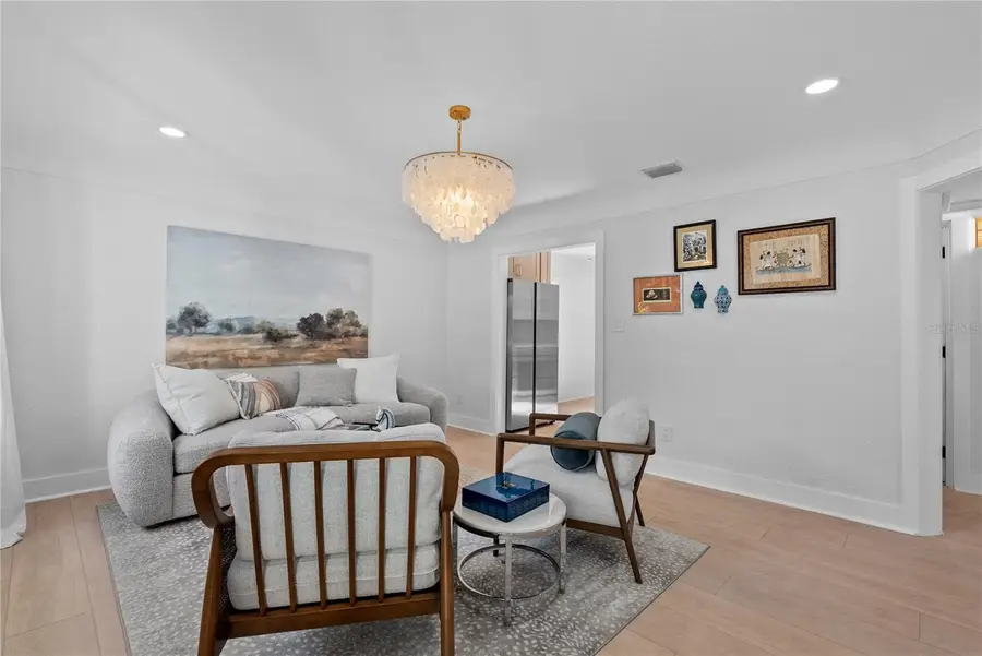 1211 16th Avenue N, Saint Petersburg, FL 33704 - #2
