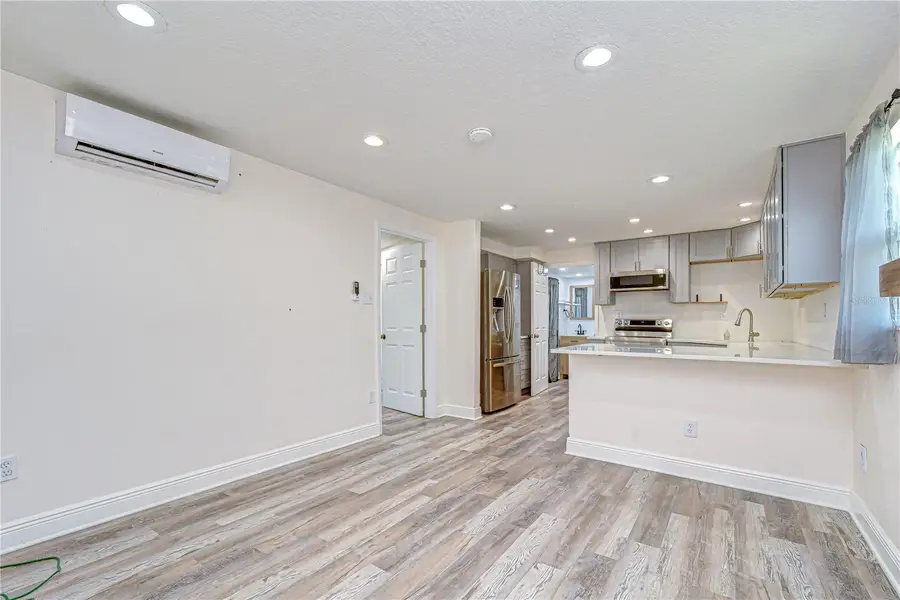 2933 56th Avenue N, Saint Petersburg, FL 33714 - #2