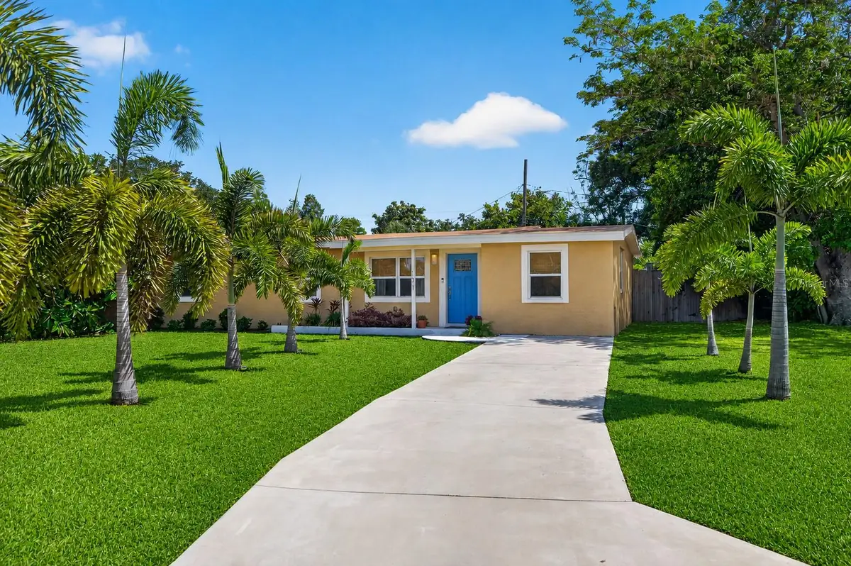 101 40th Avenue Se, Saint Petersburg, FL 33705 - #1
