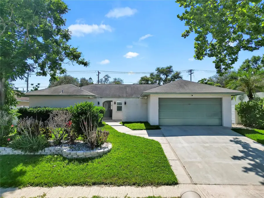 105 Foxwood Drive, Brandon, FL 33510 - #3