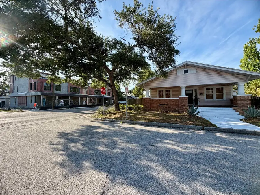 419 W Park Avenue, Tampa, FL 33602 - #3