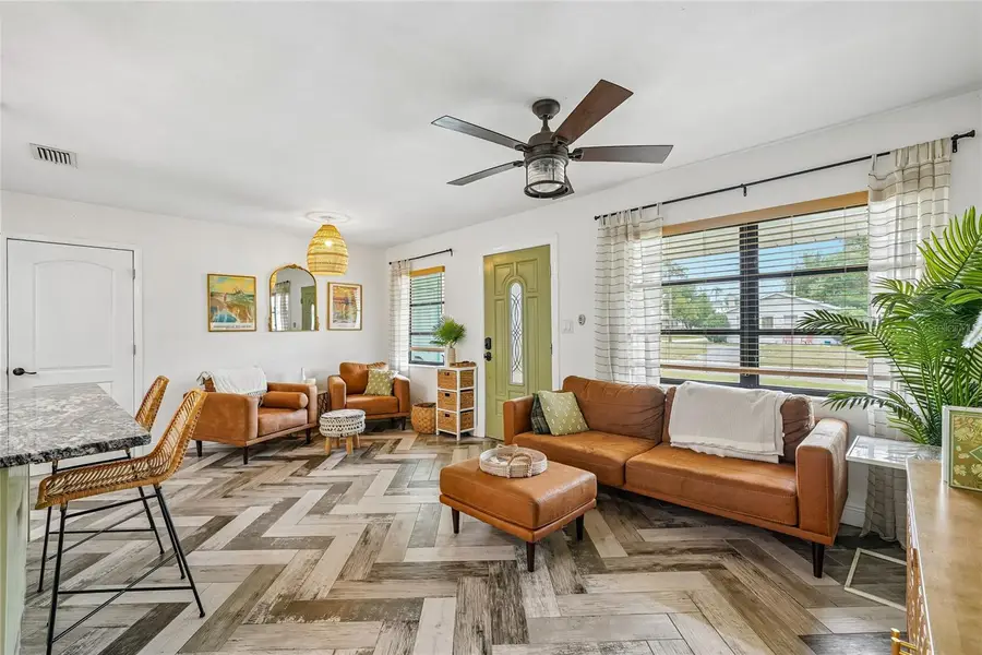 5201 11th Avenue N, Saint Petersburg, FL 33710 - #3