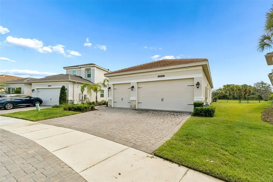 32732 Tree Of Life Avenue, Wesley Chapel, FL 33543 - #3