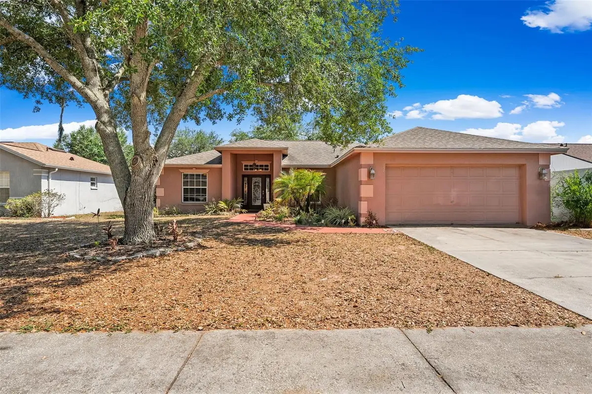 127 Winston Manor Circle, Seffner, FL 33584 - #1