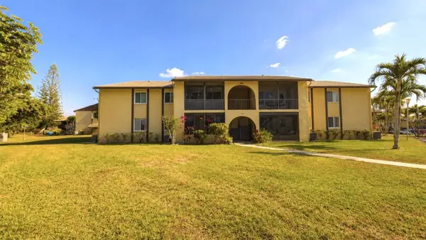 328 Pine Ridge Circle #C1, GREENACRES, FL 33463