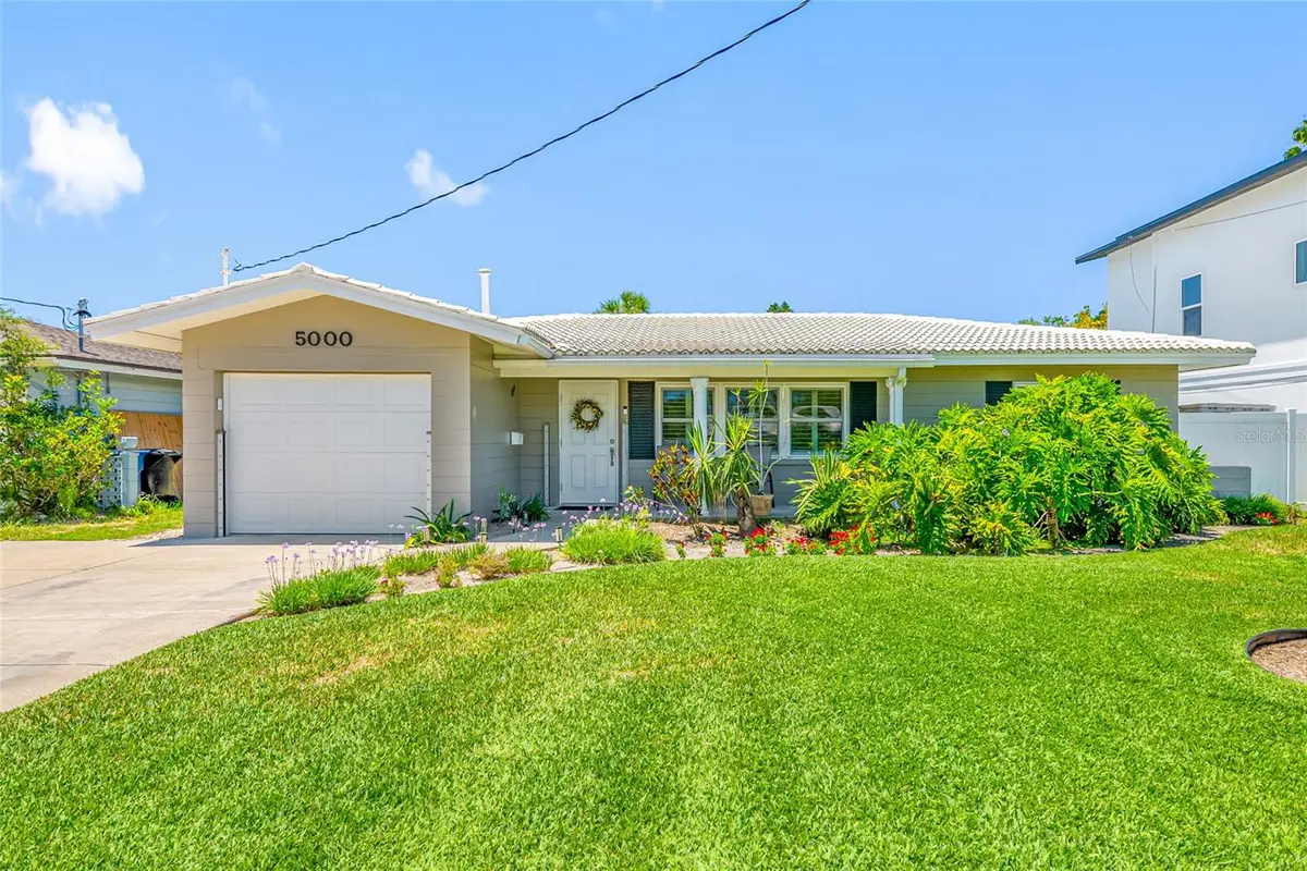 5000 Venetian Boulevard Ne, Saint Petersburg, FL 33703 - #1