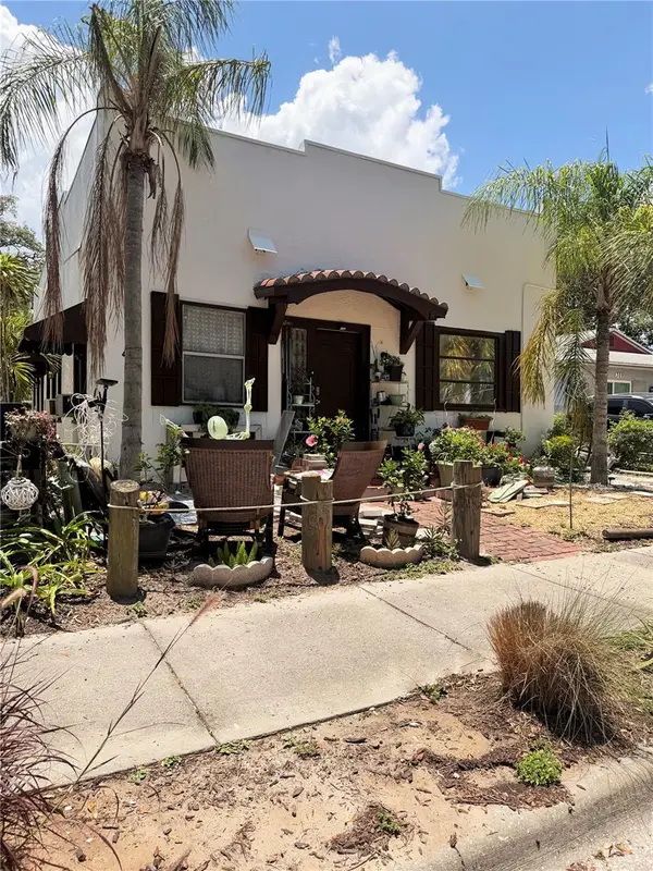 305 Woodrow Avenue, LARGO, FL 33770