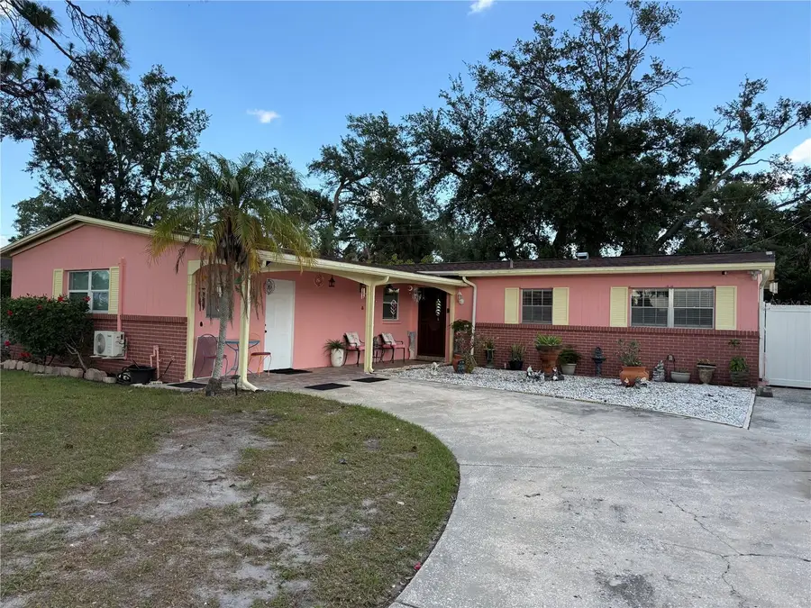 6019 Rosewood Drive, Tampa, FL 33615 - #3