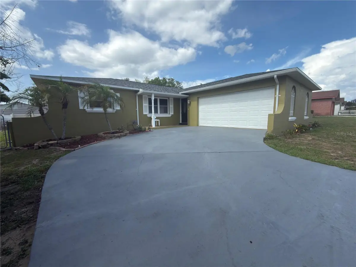 1213 Croydonwood Cir, Brandon, FL 33510 - #1