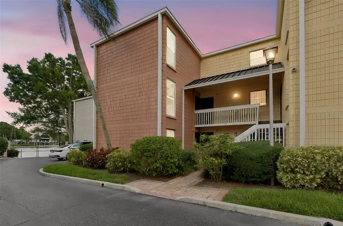 2424 W Tampa Bay Boulevard #I204, Tampa, FL 33607 - #1