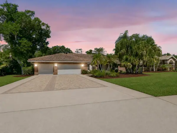 2402 Huntington Boulevard, SAFETY HARBOR, FL 34695