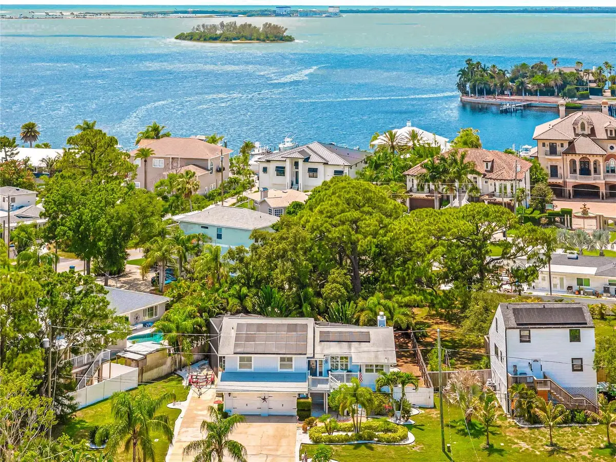 201 Lagoon Drive, Palm Harbor, FL 34683 - #1