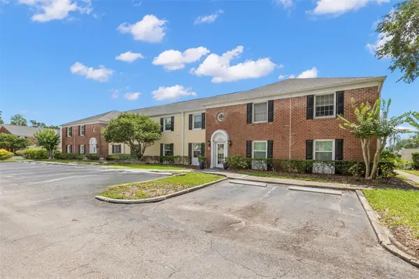 13762 Orange Sunset Drive #102, TAMPA, FL 33618