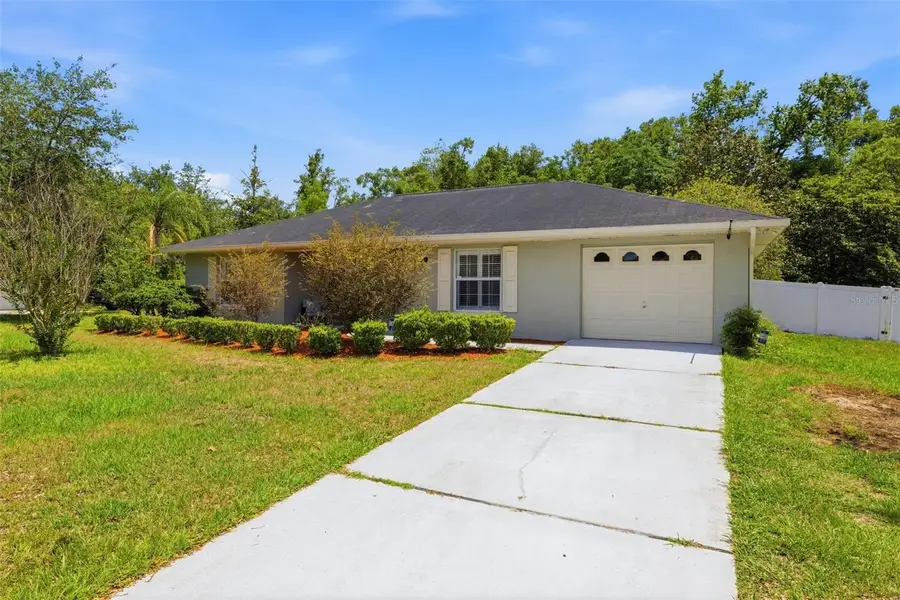 37744 Amelia Avenue, Dade City, FL 33525 - #2