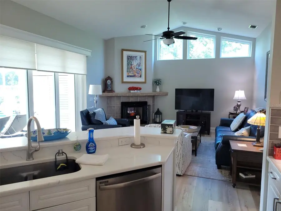 961 Live Oak Avenue Ne, Saint Petersburg, FL 33703 - #3