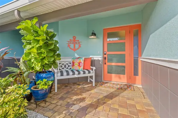 1260 81st Street S, ST PETERSBURG, FL 33707
