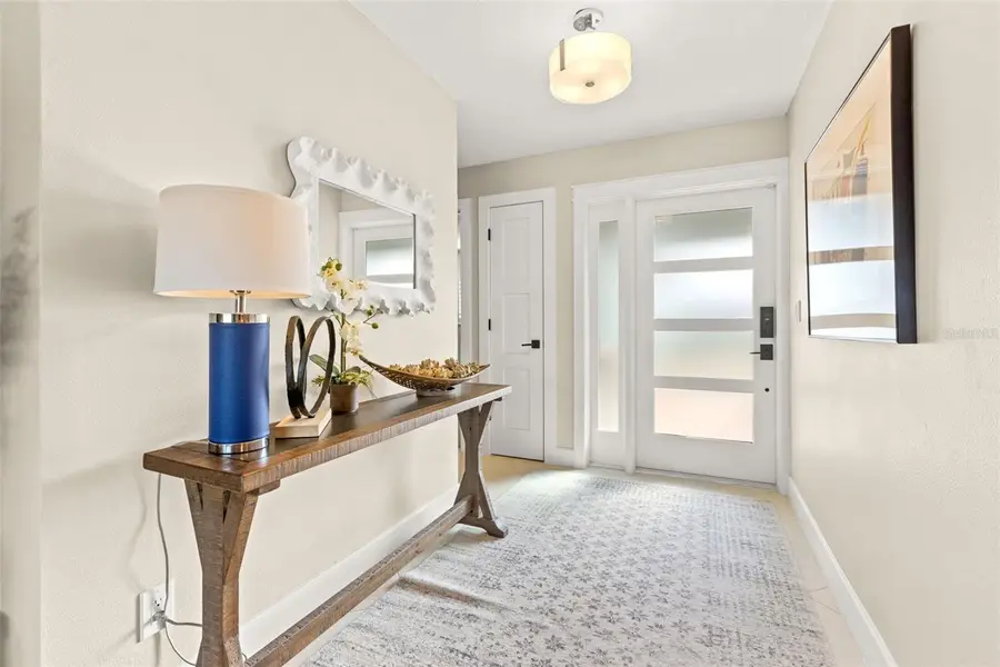 1260 81st Street S, Saint Petersburg, FL 33707 - #2