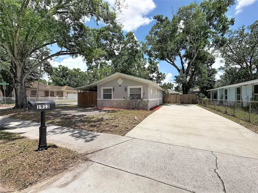 1913 W Hanna Avenue, Tampa, FL 33604 - #2