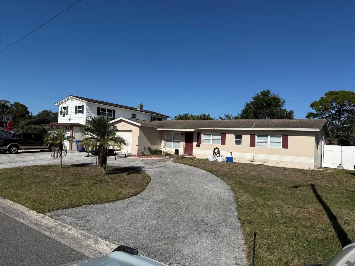 6781 33rd Avenue N, Saint Petersburg, FL 33710 - #1