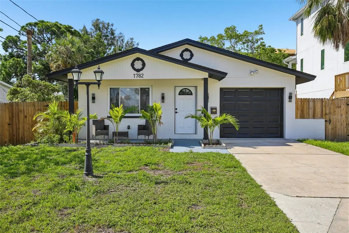 1782 Maryland Avenue Ne, Saint Petersburg, FL 33703 - #1