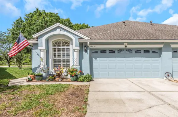 19238 Weymouth Drive #1, LAND O LAKES, FL 34638