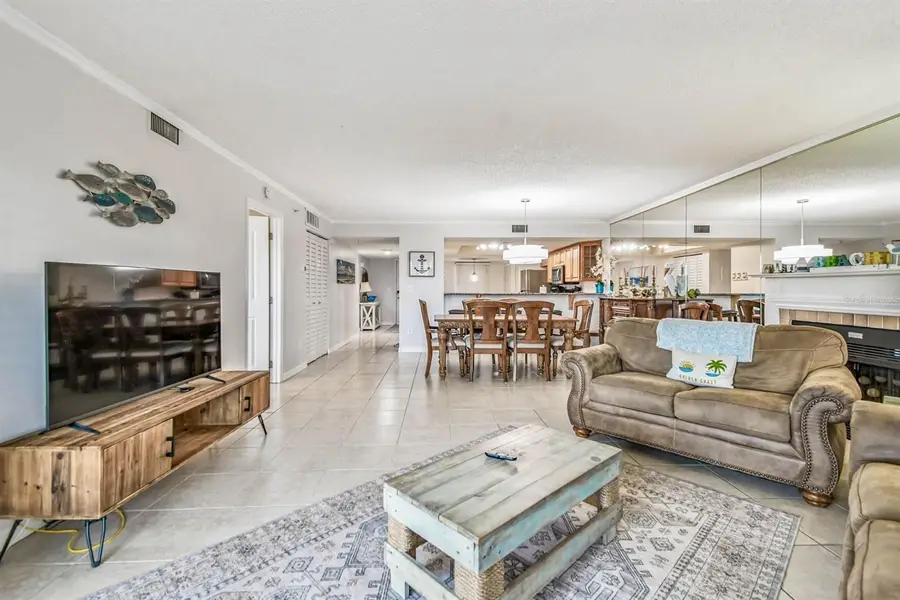 18400 Gulf Boulevard #1301, Indian Shores, FL 33785 - #3