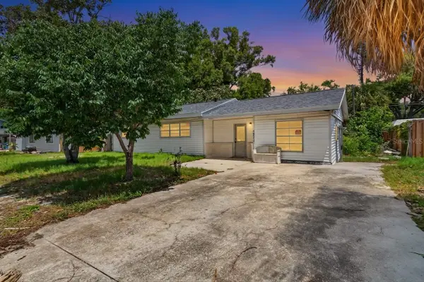 7211 Lynnwood Avenue N, ST PETERSBURG, FL 33710