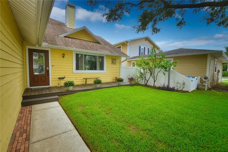 7519 Harbor View Way, Seminole, FL 33776 - #3