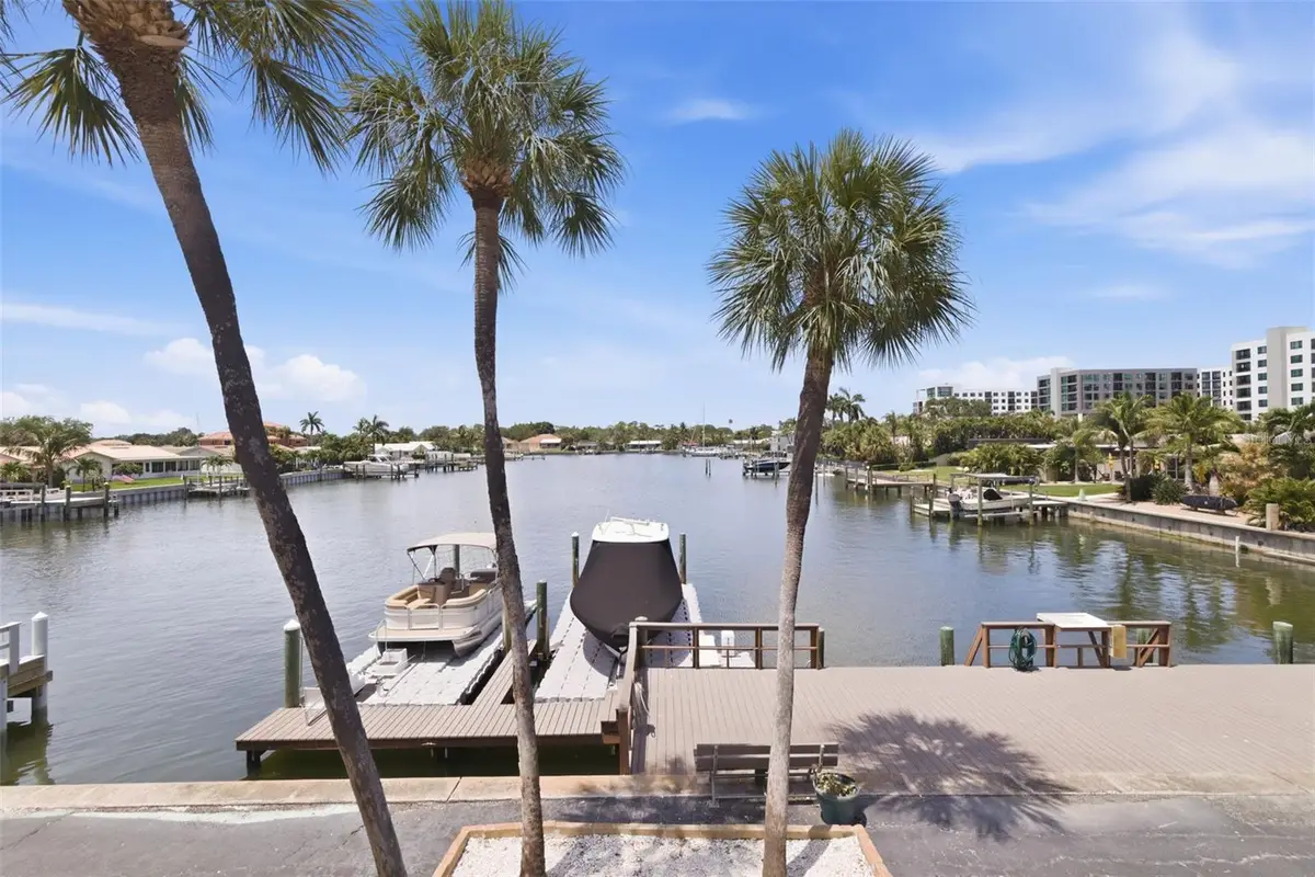 3717 46th Avenue S #11, Saint Petersburg, FL 33711 - #1