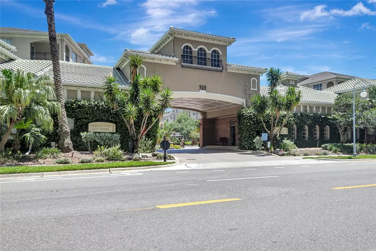 501 Knights Run Avenue #2202, Tampa, FL 33602 - #1