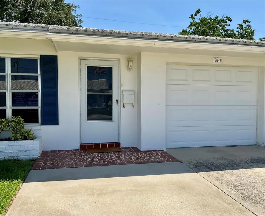 9849 39th Way N, Pinellas Park, FL 33782 - #2