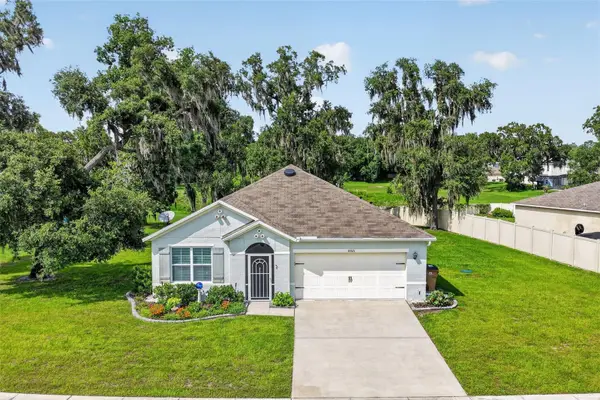 10521 Bronze Leaf Court, LEESBURG, FL 34788