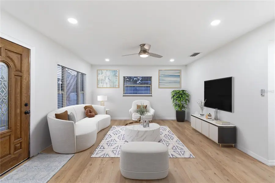 8607 May Circle, Tampa, FL 33614 - #3