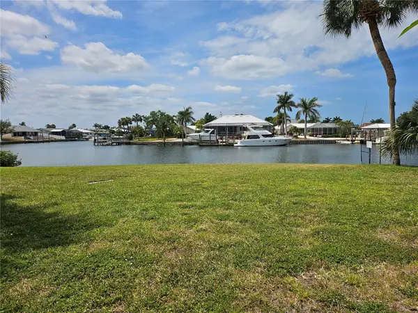 1028 Apollo Beach Boulevard #19, APOLLO BEACH, FL 33572