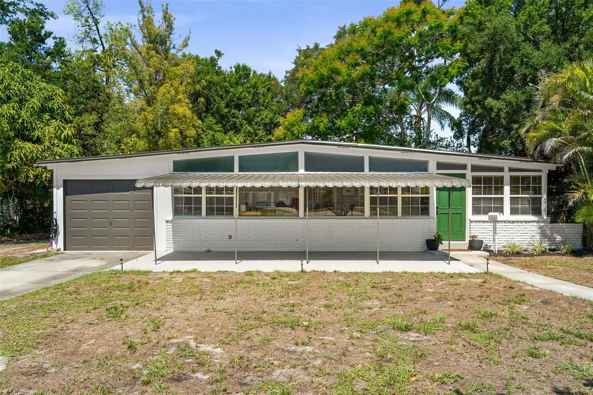 6800 Onyx Drive N, Saint Petersburg, FL 33702 - #1