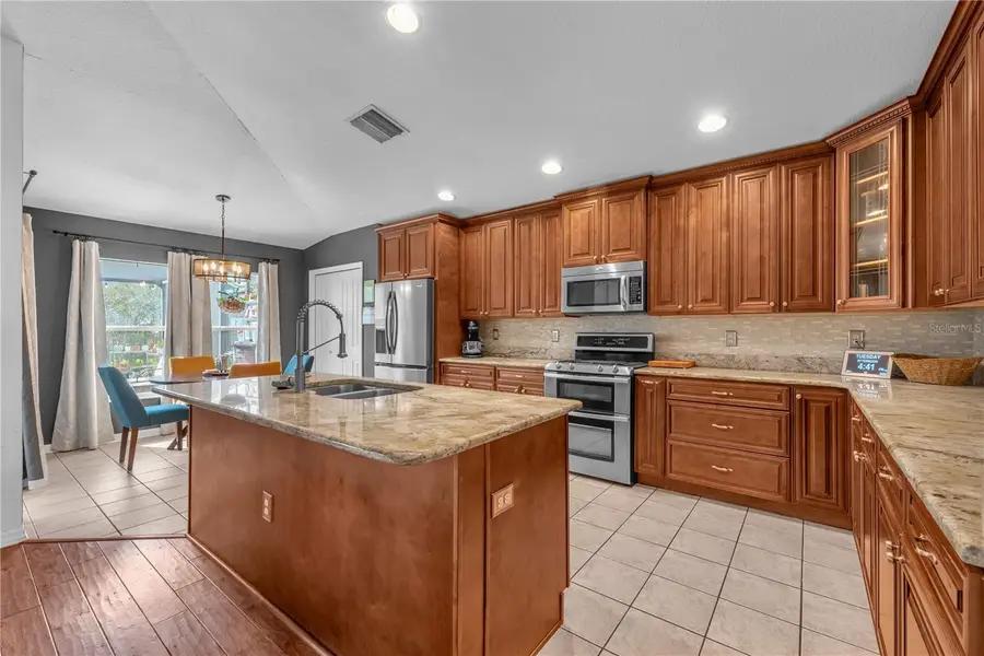 16316 Bridgeglade Lane, Lithia, FL 33547 - #3