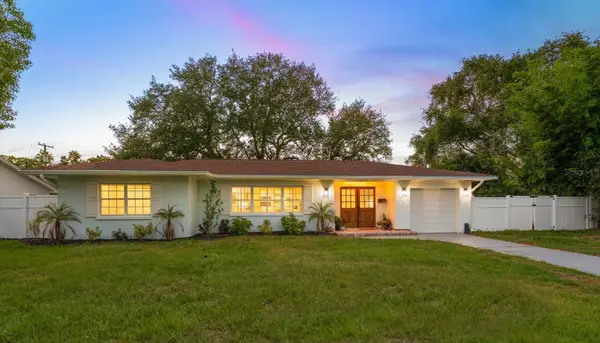 1736 Golf View Drive, BELLEAIR, FL 33756