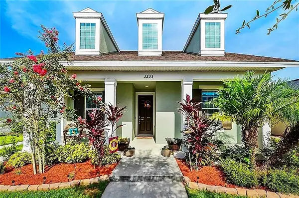 5253 Suncatcher Drive, WESLEY CHAPEL, FL 33545