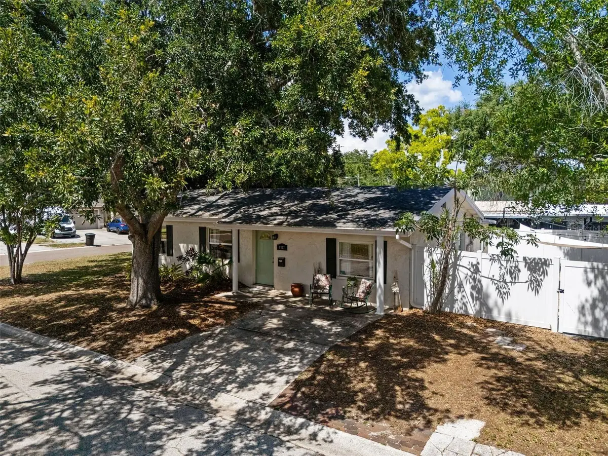 6737 Laurel Street N, Saint Petersburg, FL 33702 - #1